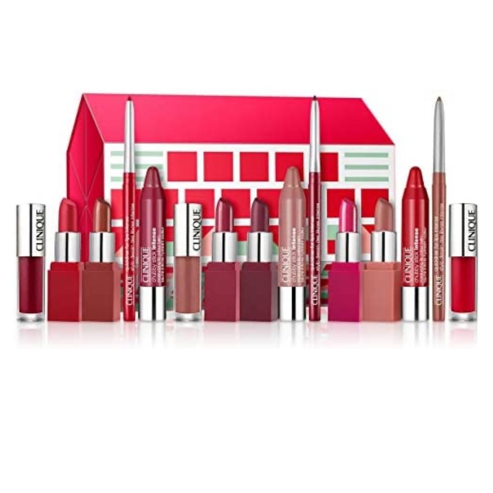 NWT Merry Clinique Ultimate Lip Roll Out. 15 piece kit. $318 value